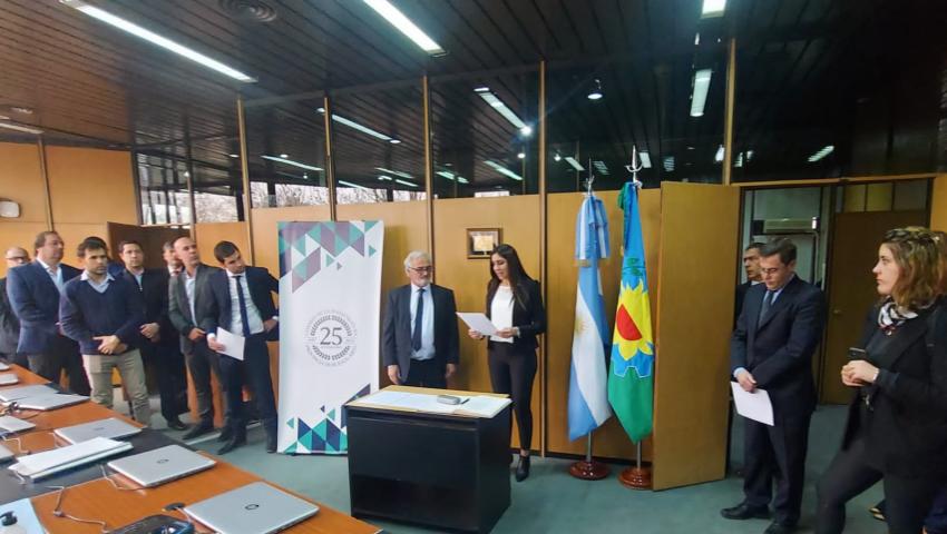 Jura de la Dra. Galán Jura de la Dra. Galán