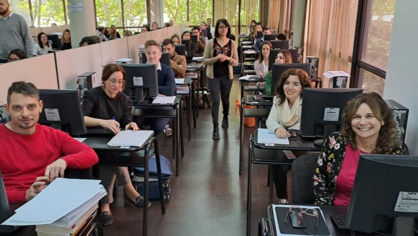 Aspirantes en la sede del Consejo Aspirantes