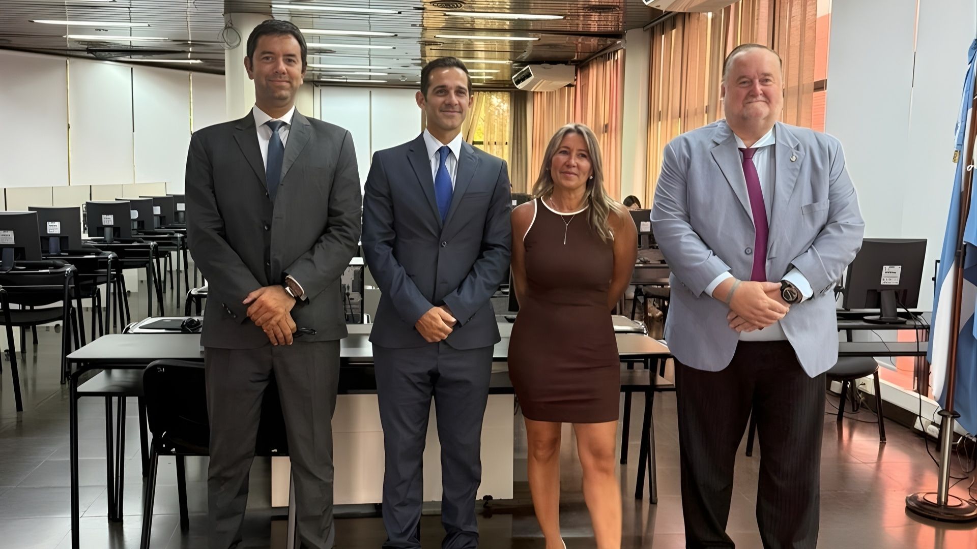 Defensor/a Oficial Suplente